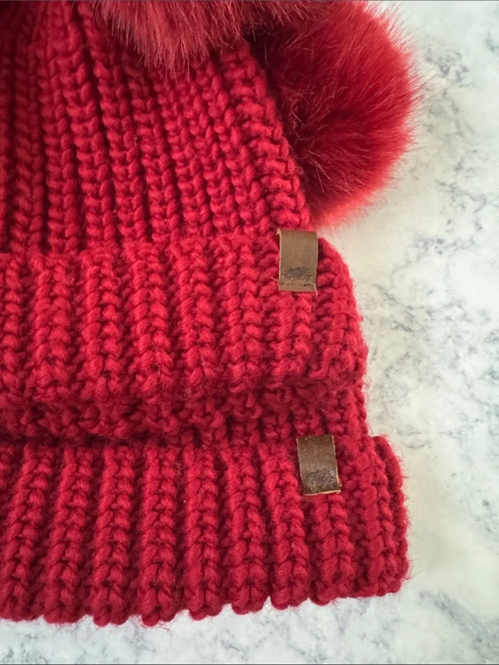 2 ROOTS Canada Set Double Pom Pom Knit Kids Beanie Toque Hat Winter Red